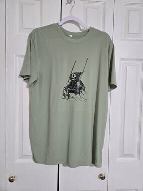Unknown brand large men's light green graphic tee
